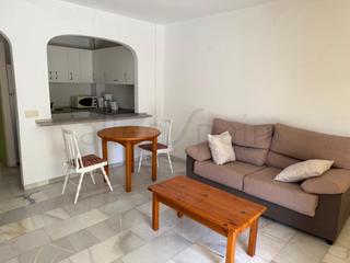 Apartament  N/a. Acogedor piso de 2 dormitorios con terraza y parking incluido