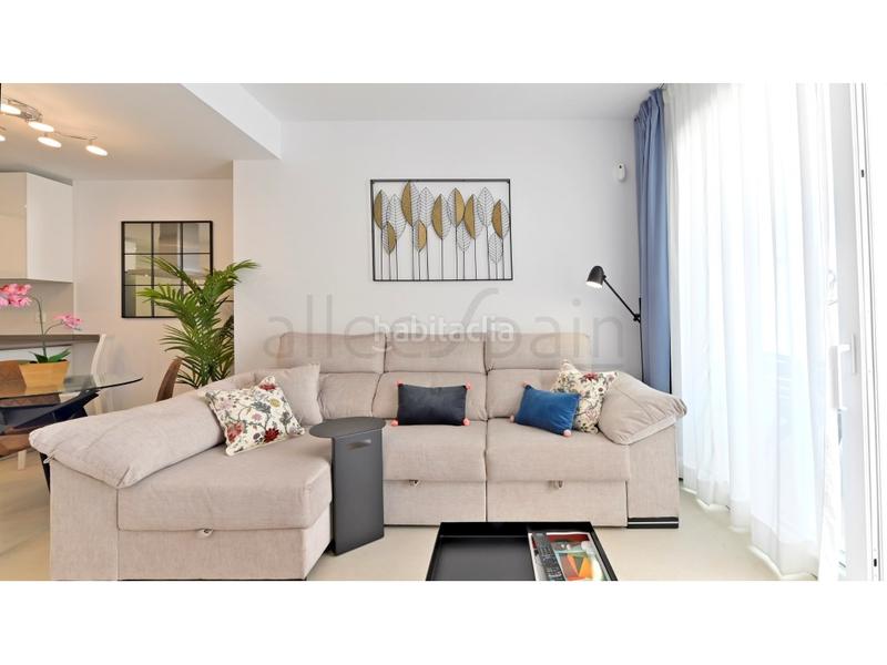 Foto 270d1322-b20d-493c-801d-dafff71b3f2d. Affitto piccolo appartamento con parcheggio in Las Gaviotas - Carvajal Fuengirola