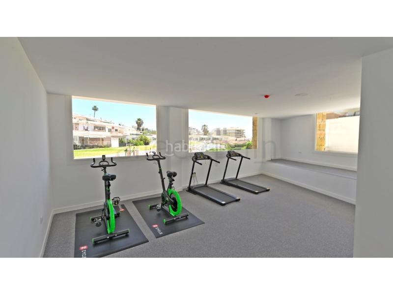 Foto 400435bd-2cd7-4b8e-949d-34dfcdc89d87. Affitto piccolo appartamento con parcheggio in Las Gaviotas - Carvajal Fuengirola