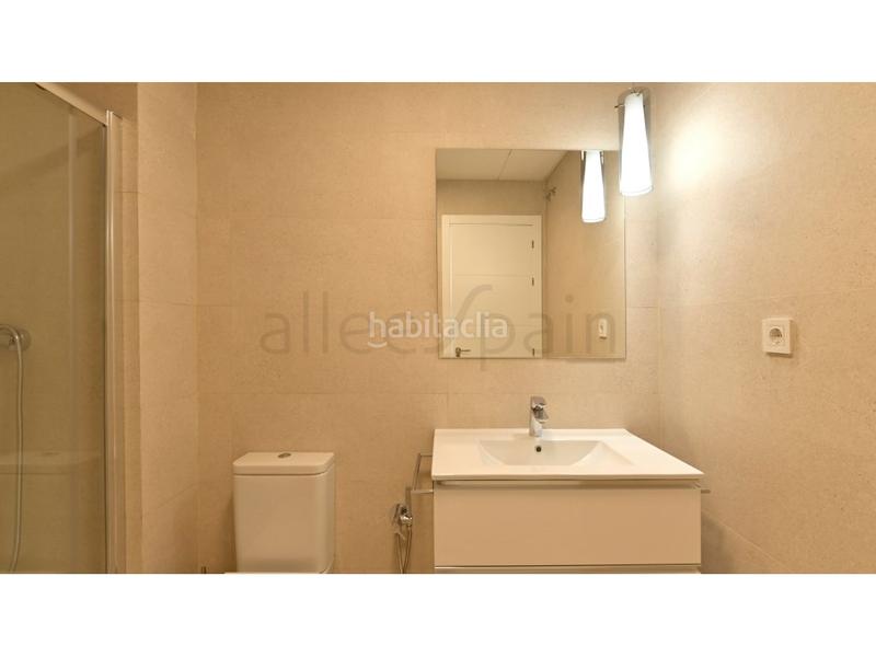 Foto 73c1adfb-9a54-408b-9329-850668ab808f. Affitto piccolo appartamento con parcheggio in Las Gaviotas - Carvajal Fuengirola