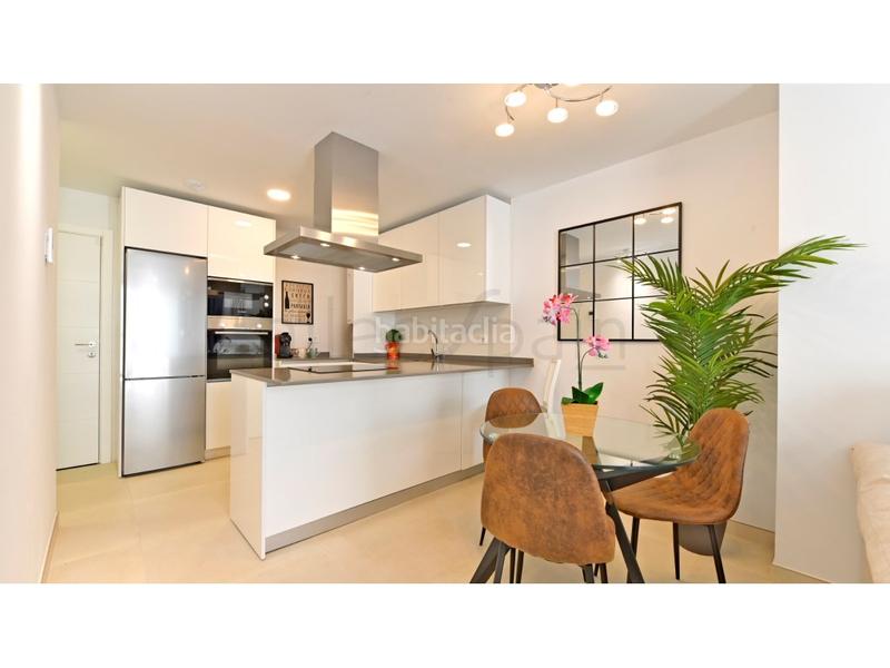 Foto e968bdaa-2267-45d5-8177-f073ccdcf277. Affitto piccolo appartamento con parcheggio in Las Gaviotas - Carvajal Fuengirola
