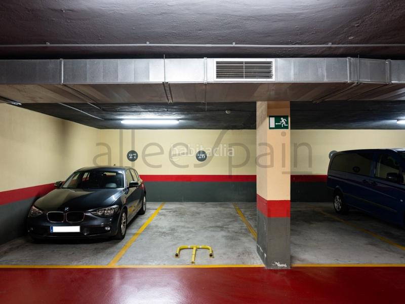 Foto 1cbab335-b381-48b0-80ee-7ef8a12033e0. Apartament amb aparcament a Zona Centro Comercial Torrequebrada Benalmádena