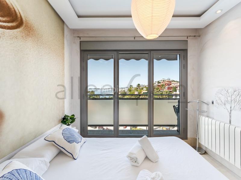 Foto 7745908f-4ece-4383-b586-c0a106b9db85. Apartament amb aparcament a Zona Centro Comercial Torrequebrada Benalmádena
