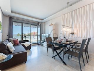 Apartamento  N/a. Acogedor apartamento con vistas al mar y licencia turística