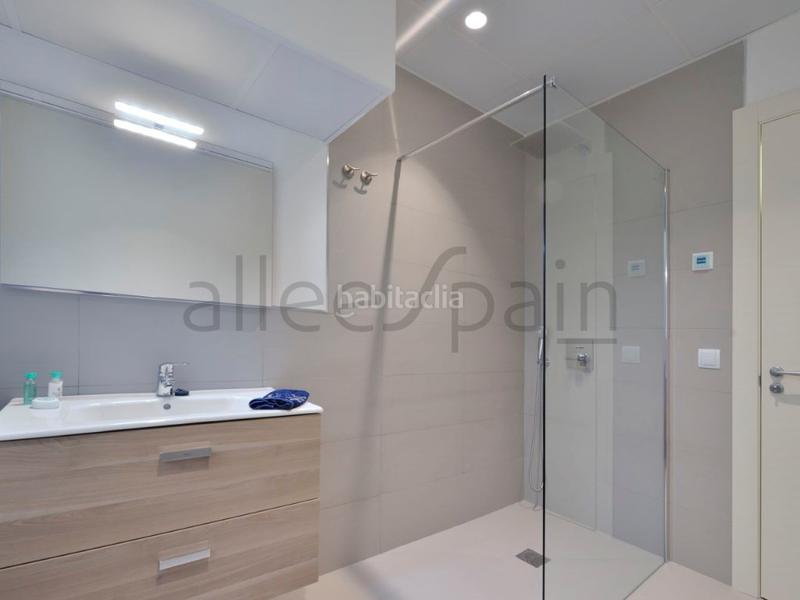 Foto 3535fd6f-e76f-4235-a1e3-8ec9d25c2efc. Miete appartement mit heizung in Ensanche Centro - Puerto Málaga