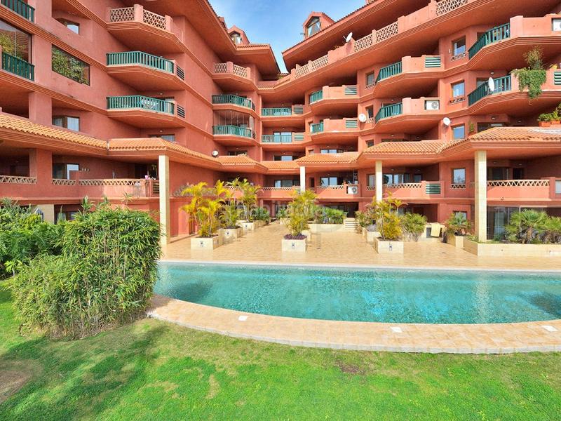 Foto 16e74da6-8e34-42e0-bdd1-a5ecf3110a38. Apartament amb aparcament a La Capellanía - El Higuerón Benalmádena