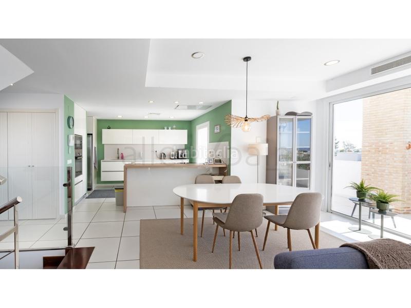 Foto 58711abc-2bd3-485e-958c-d73728252c60. Haus mit parking in Casablanca - La Viñuela Benalmádena