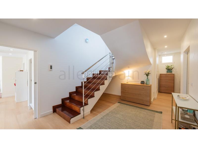 Foto cc82676b-d699-49ba-aa4c-1aa604ee669f. Haus mit parking in Casablanca - La Viñuela Benalmádena