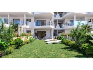 Apartamento en El Higuerón. Garden villa en la planta baja con su terraza y jardín privado