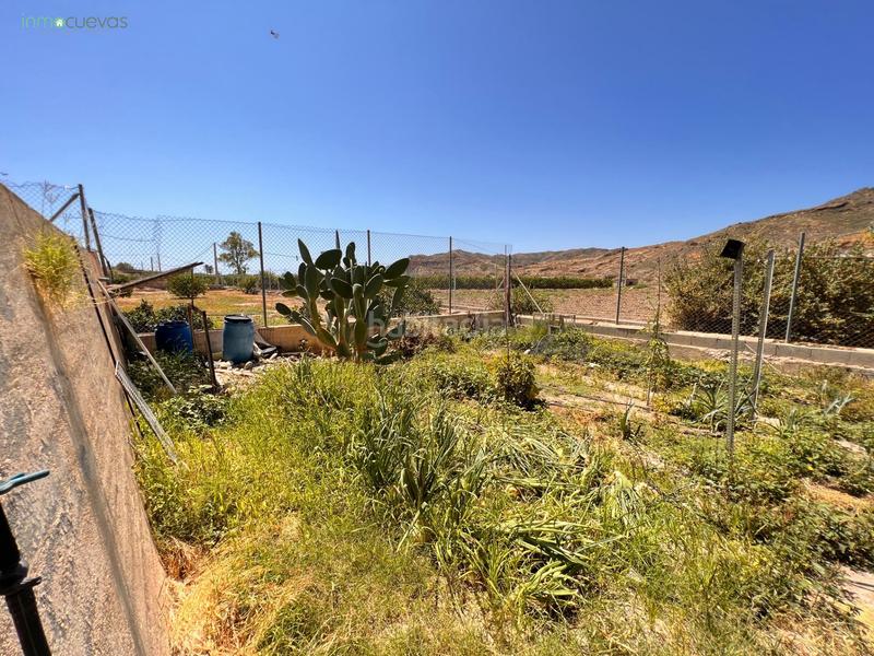Foto e14a0495-366a-41c3-955d-981a1f80043d. Casale con parcheggio in Cuevas del Almanzora pueblo Cuevas del Almanzora