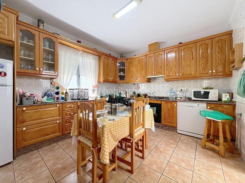 Foto 2ada4bf3-0fe8-4605-a974-9fcd6933db34. Casa amb aparcament a Cuevas del Almanzora pueblo Cuevas del Almanzora