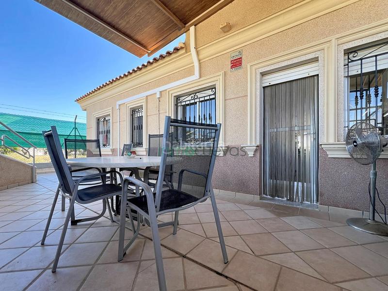 Foto 451f1d1f-2cd0-4656-bde7-0fa073159e1b. Chalet with parking pool in San Juan de los Terreros