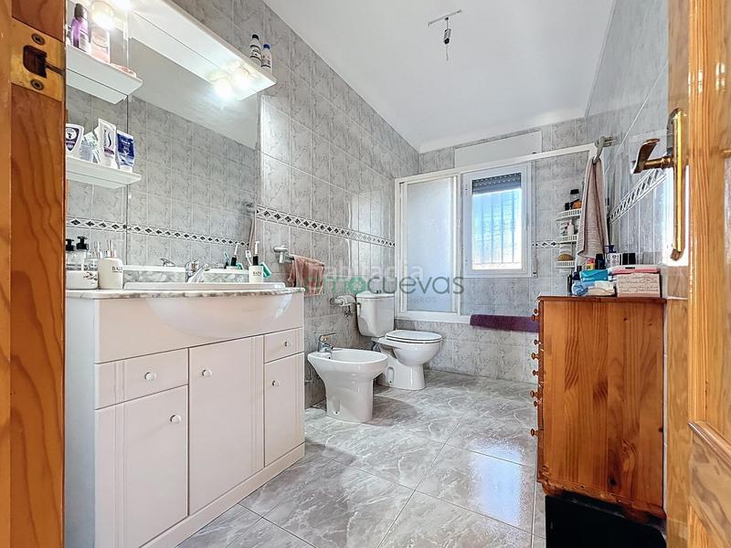 Foto 5516e996-8db1-4a9f-ad22-bc57c90933a0. Chalet with parking pool in San Juan de los Terreros