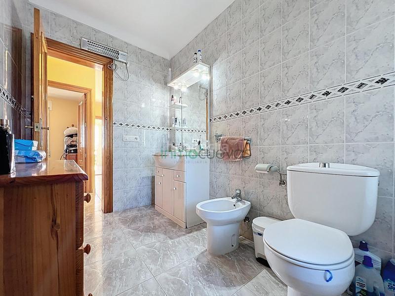 Foto 83f40143-76c8-4082-aeed-b6199f8ca7b9. Chalet with parking pool in San Juan de los Terreros