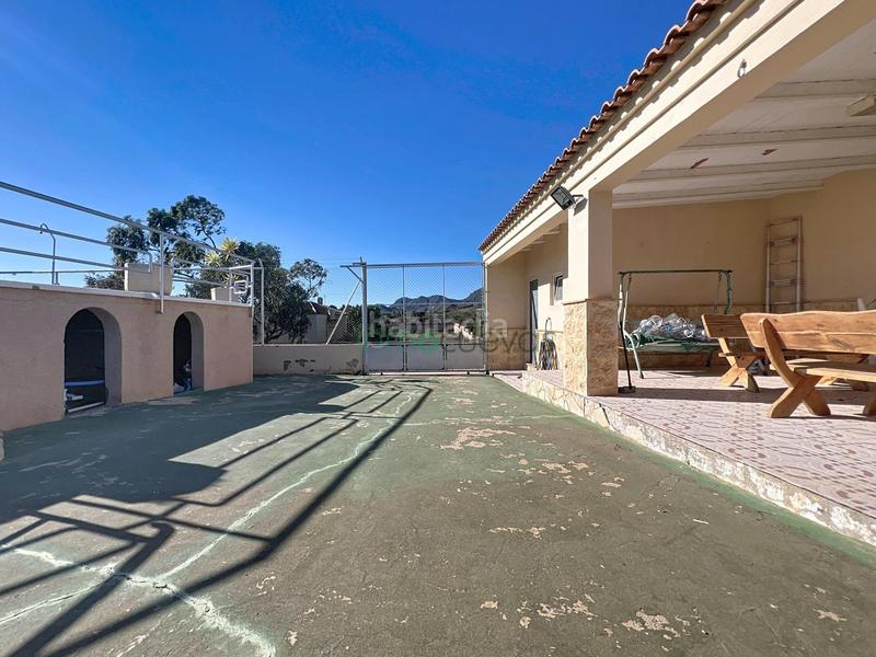 Foto b2946136-58bc-4f63-b828-32971f053040. Chalet with parking pool in San Juan de los Terreros