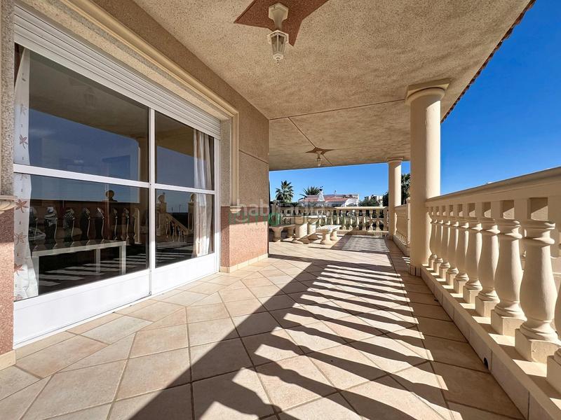 Foto d48d925b-e887-4d57-9a7b-cd62636f9843. Chalet with parking pool in San Juan de los Terreros