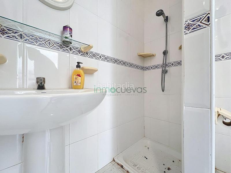 Foto fbeb1444-c658-4fea-b33a-47db3c09550c. Chalet with parking pool in San Juan de los Terreros