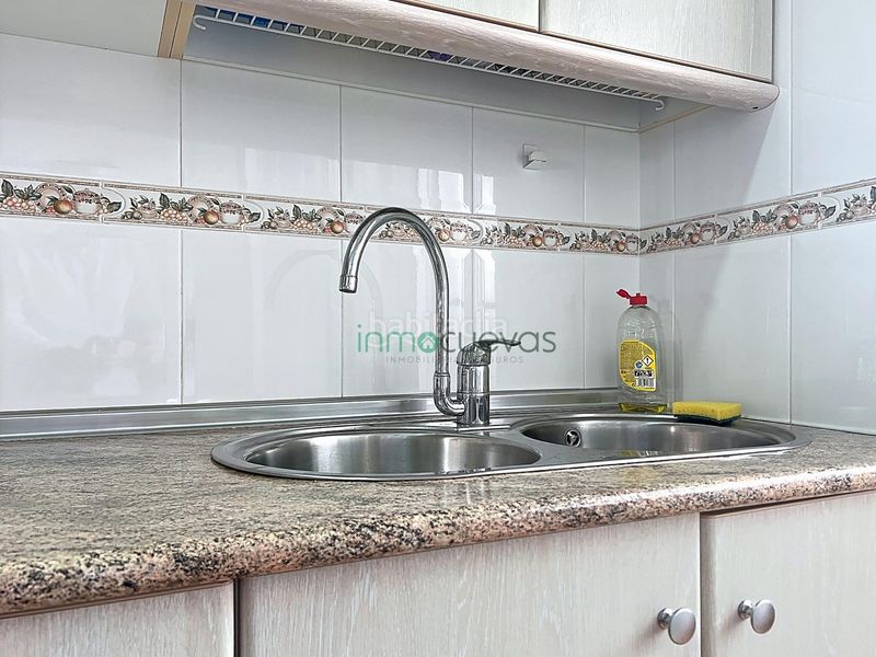 Foto 751ab223-f198-4eac-9833-ae240b45a2a4. Lloguer àtic amb aparcament a Puerto Rey Vera