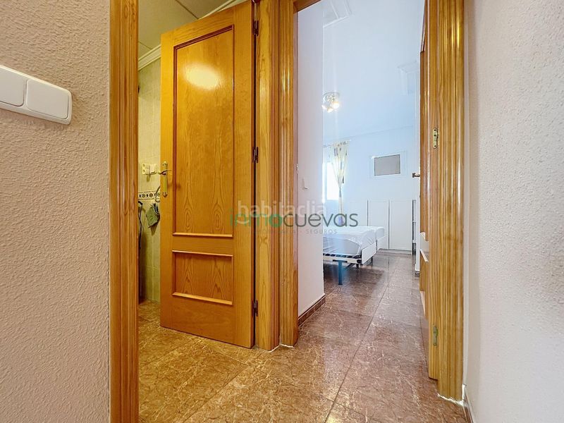 Foto 78753b21-8b3d-4ef3-958f-7d135280d61f. Lloguer àtic amb aparcament a Puerto Rey Vera