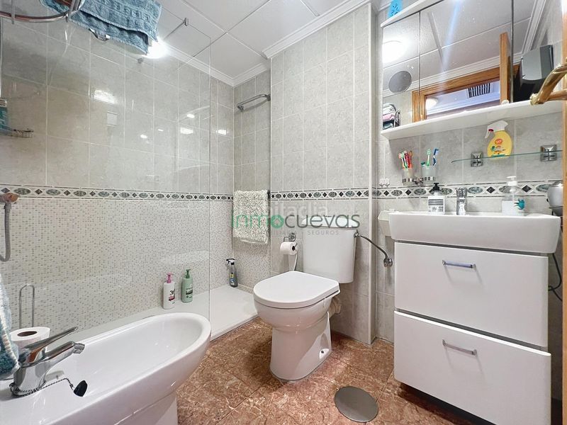 Foto 88ee9186-1969-468c-a2ed-7564ebd6296d. Lloguer àtic amb aparcament a Puerto Rey Vera