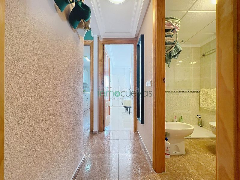 Foto cf1eeee5-b98b-42bb-808c-0c0aa17db8f0. Location attique avec parking dans Puerto Rey Vera