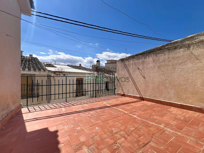Foto 4c8fb424-a573-4e81-84f6-dcbb67cf405a. Casa adossada amb aparcament a Zurgena
