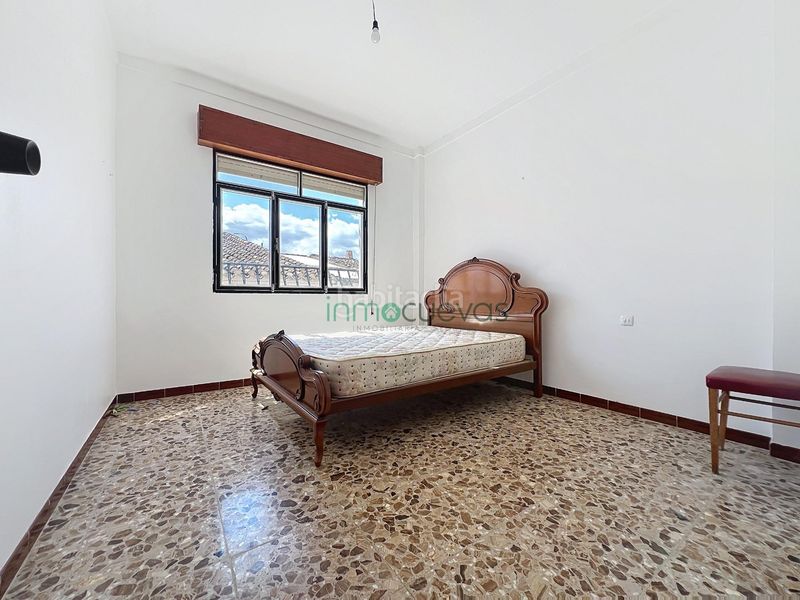 Foto 5f5768a7-80ae-4c45-acb0-f7e9c81f31a9. Casa adossada amb aparcament a Zurgena