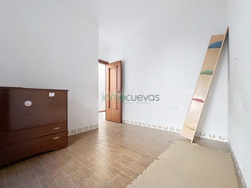 Foto fd3001b1-ba9f-42b7-b57d-c97819fbb80b. Casa adossada amb aparcament a Zurgena