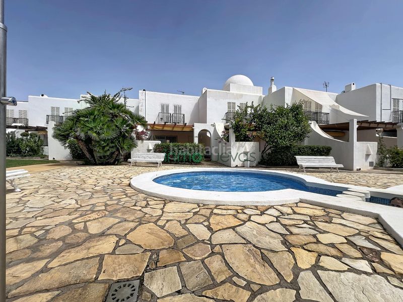 Foto 152f8fc0-62d5-4811-a2c2-230a9cb6e2fd. Haus mit heizung parking pool in El Palmeral Mojácar