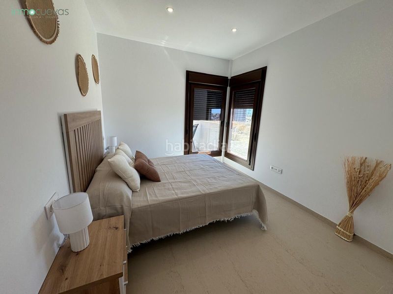 Foto dbeaa8d4-8e7d-4ce6-a126-6257e35b2b11. Flat with parking pool in Las Salinas Vera