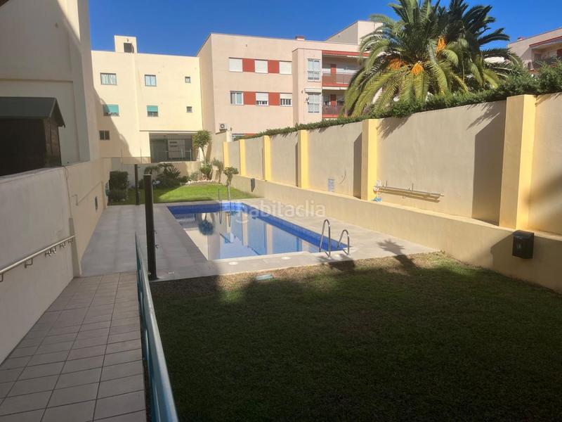 Foto 717301f1-46f2-412f-a74a-3fa19acd14b9. Appartement avec parking piscine dans Paseo Marítimo de Levante Torre del Mar