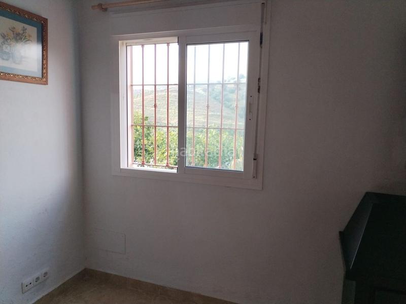 Foto e544a432-6bcf-4470-883c-5614214793ab. Casale in Almayate Bajo