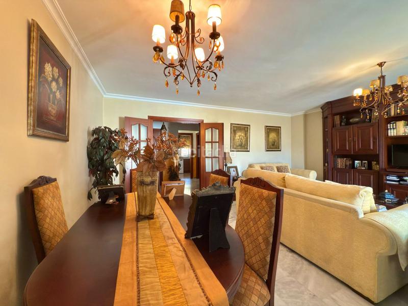 Foto 02f9ea59-cce1-4df9-8a84-93b3fb087a2a. Chalet with parking in Viña Málaga Torre del Mar