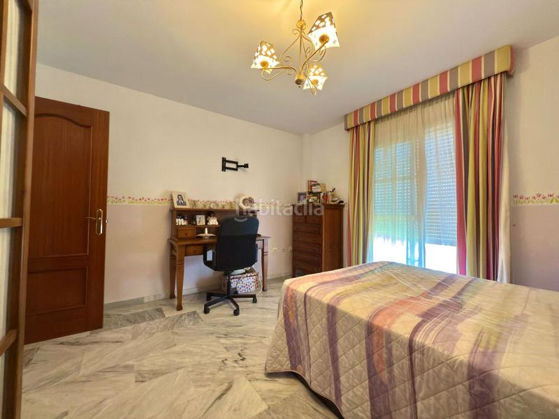 Foto ced5f8e2-e462-4c37-837c-f8d855837912. Chalet with parking in Viña Málaga Torre del Mar