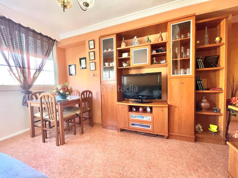 Foto 81a9ed8a-de95-4b46-b3f8-575e995bbeff. Piccolo appartamento con parcheggio piscina in Paseo Marítimo de Levante Torre del Mar