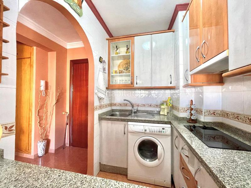 Foto 92e236d6-d879-4279-be90-4b74cc4abf9c. Piccolo appartamento con parcheggio piscina in Paseo Marítimo de Levante Torre del Mar