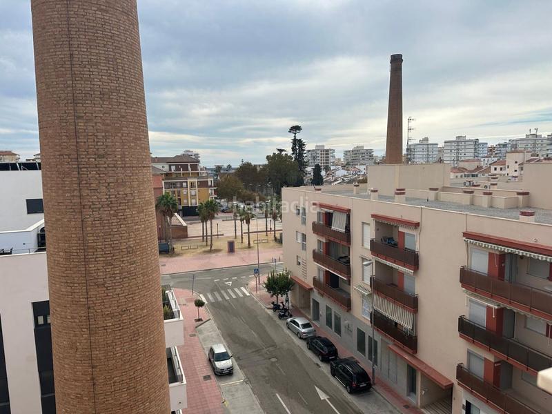 Foto 178698a9-c0b8-490c-9ea6-79d32c28f1fb. Attique dans Paseo Marítimo de Levante Torre del Mar