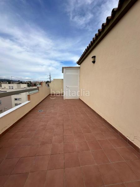 Foto 1d0599f7-493c-4f10-821d-9bfe5864cd28. Attique dans Paseo Marítimo de Levante Torre del Mar