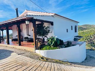 Bauernhof in Almayate Bajo. Finca rúst. en venta en almayate, 2 dormitorios.