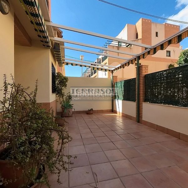 Foto 233224b8-ea95-4a1a-8f9f-3f027042ccd8. Casa amb calefacció aparcament a Centro Torre del Mar