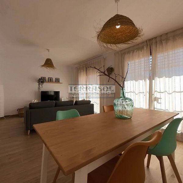 Foto 7612d525-5ba0-43ba-b27a-eb53b313d167. Casa amb calefacció aparcament a Centro Torre del Mar