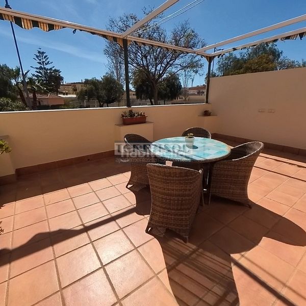 Foto b1dafdd1-5ae1-4752-936a-b3a58eb61857. Casa amb calefacció aparcament a Centro Torre del Mar