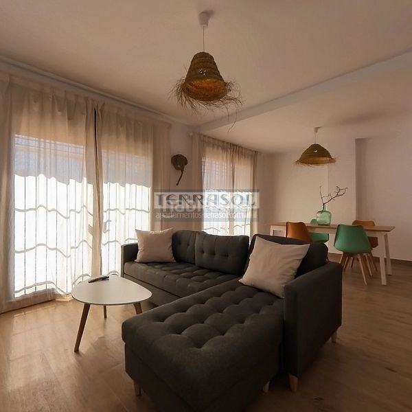 Foto f67c800d-df70-434a-bd87-6554cfff1143. Casa amb calefacció aparcament a Centro Torre del Mar