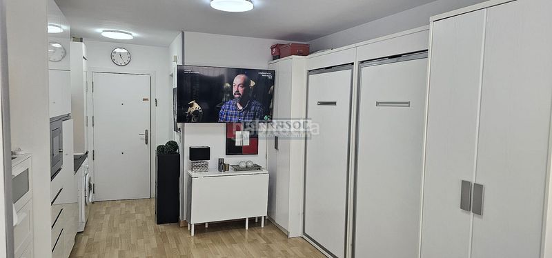 Foto 56f34836-e970-4963-b795-b11ea2167e40. Estudi a Centro Torre del Mar