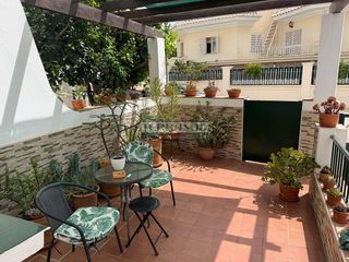 Chalet en Viña Málaga. Chalet adosado en venta torre del mar