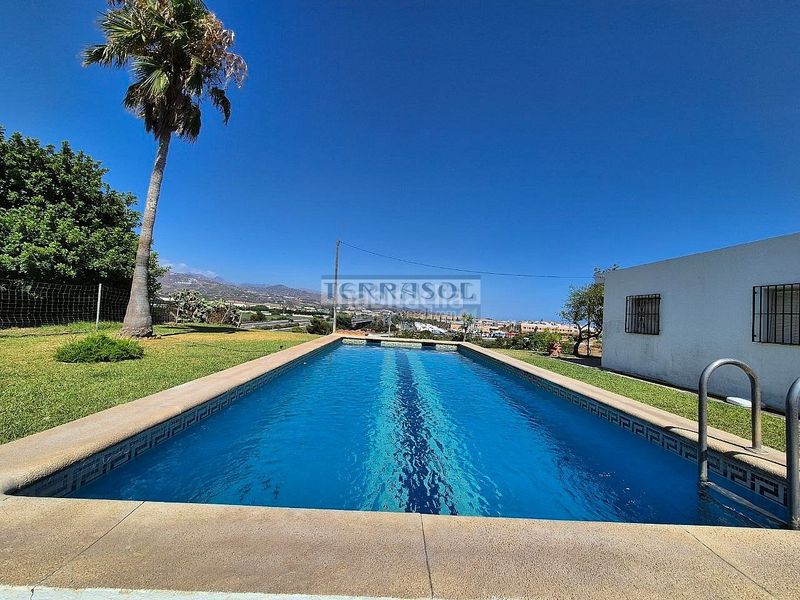 Foto 54c27583-b09c-4e01-bf70-3d3753173c11. Casa amb piscina a Camino Algarrobo - Las Arenas Vélez - Málaga