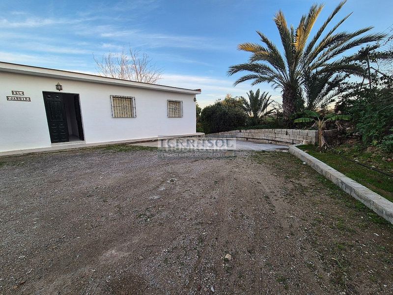 Foto fa18952c-5a6c-45a0-9bee-5d1e3f51d7af. Casa amb piscina a Camino Algarrobo - Las Arenas Vélez - Málaga