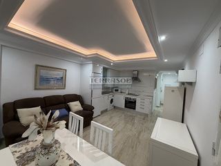 Appartement in Poniente-Faro. Apartamento de 2 dormitorios en el centro de torre del mar