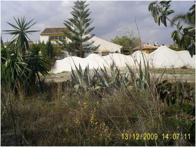 Foto a052eb80-0398-4d69-b670-b577f1b8109f. Gewerbliches grundstück in Almayate Bajo