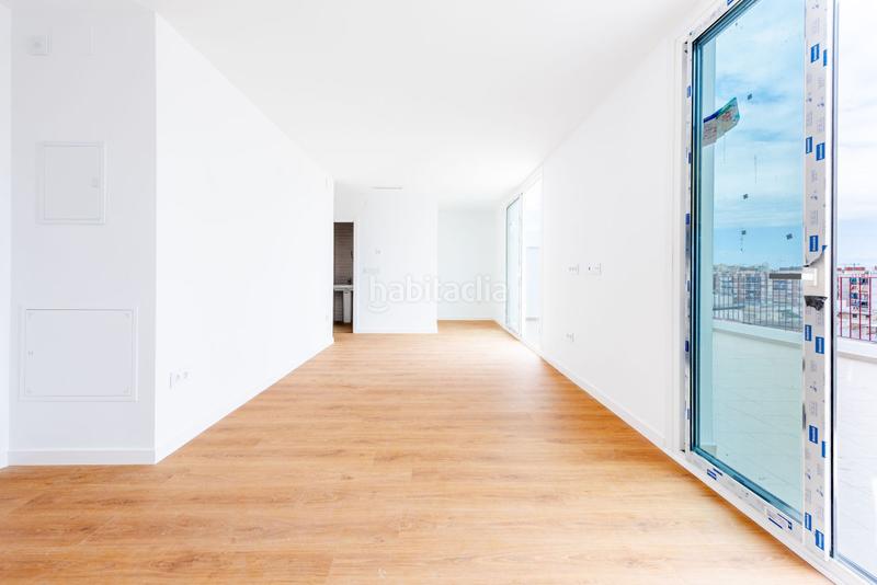 Foto 4aeaa9fb-928c-46a9-b5f9-73a8f25d37cb. Àtic amb calefacció a Centro Torre del Mar